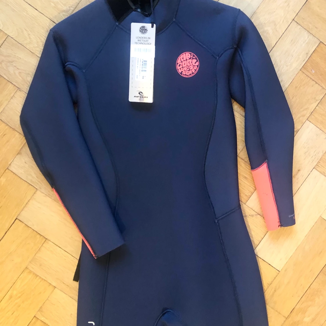 RIP CURL WETSUIT - 5.3 - 90