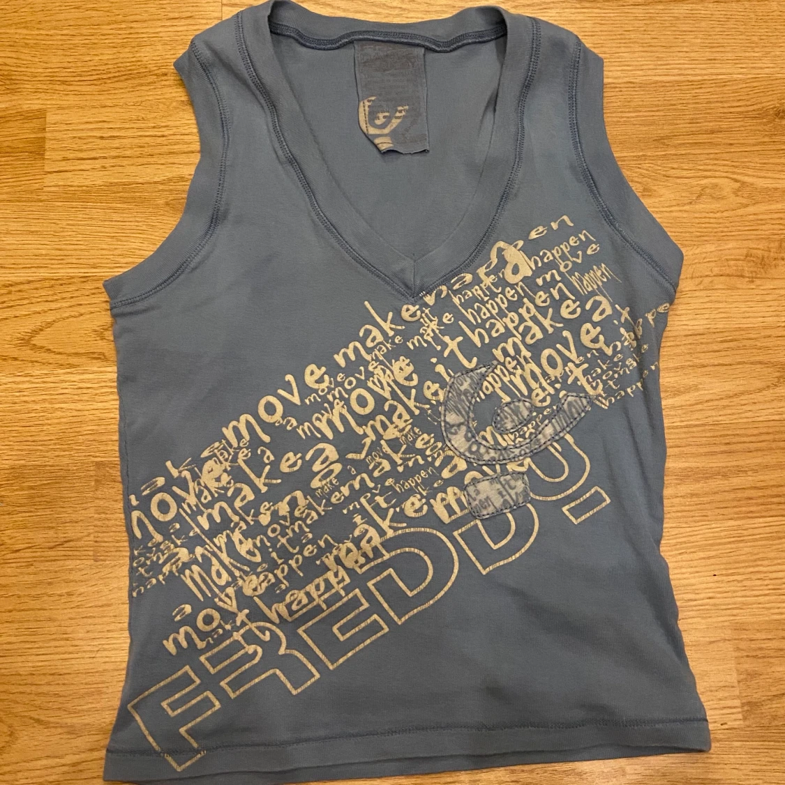 Jättesöt väst från Freddy - 90