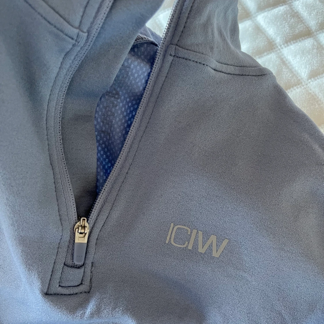 Icaniwil zip crop top - 91