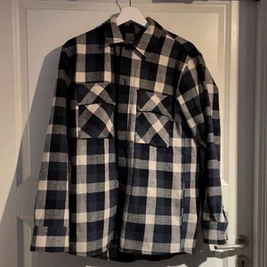 Flanell jacka - Flanell jacka, blå o vit från zara