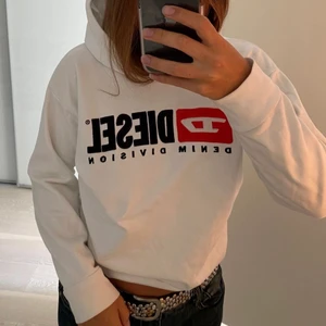 Diesel hoodie - Jätte fin Diesel hoodie i strl. S💕 Knappt använd så typ i nyskick