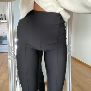 Kostymbyxor  - Helt nya med slit 