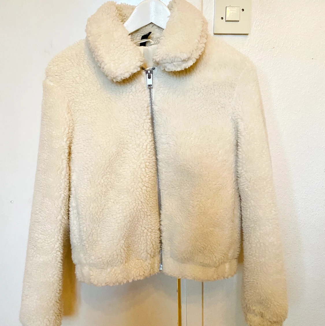 Kort ”teddy jacka” - 90