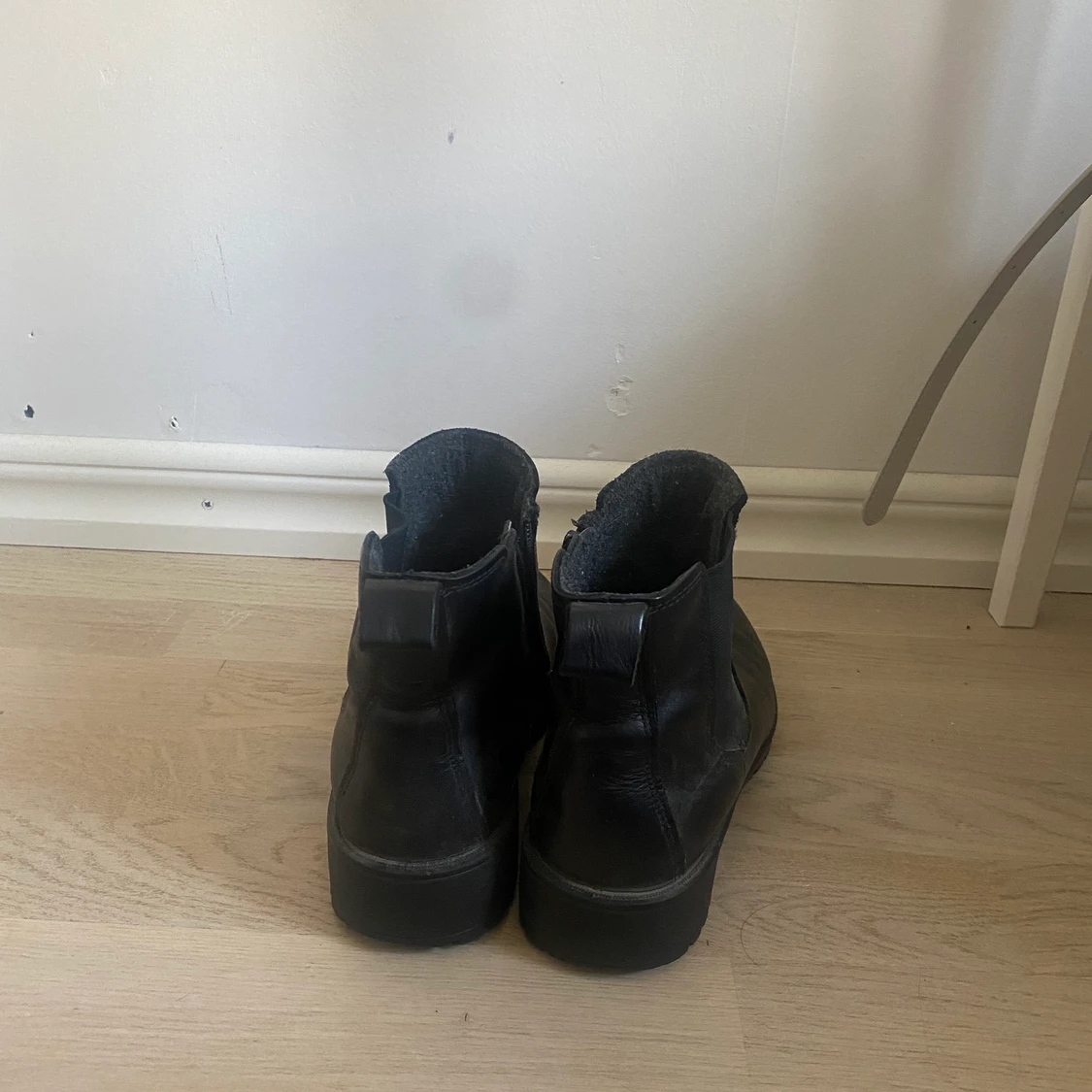 Svarta Ecco skor - 91