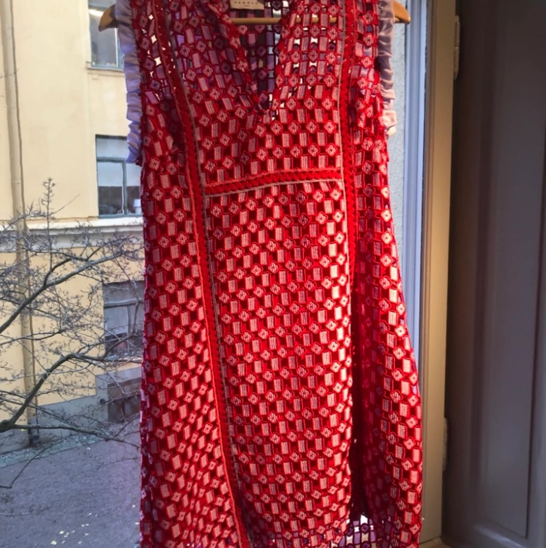 Helt oanvänd sandro klänning