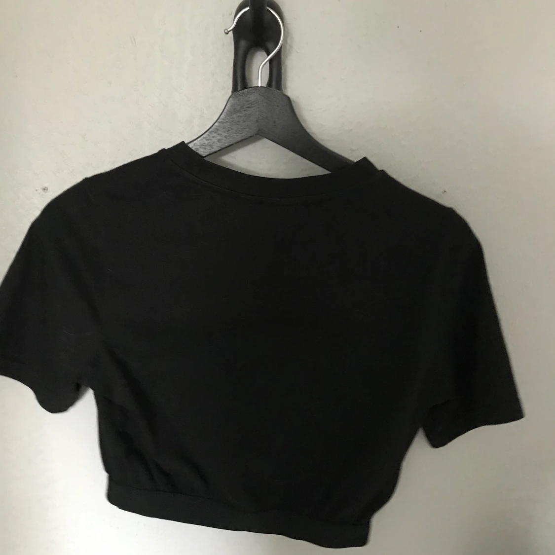 Crop top med print - 90