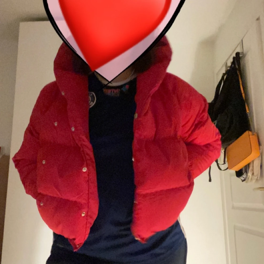 Rosa/röd jacka  - 90