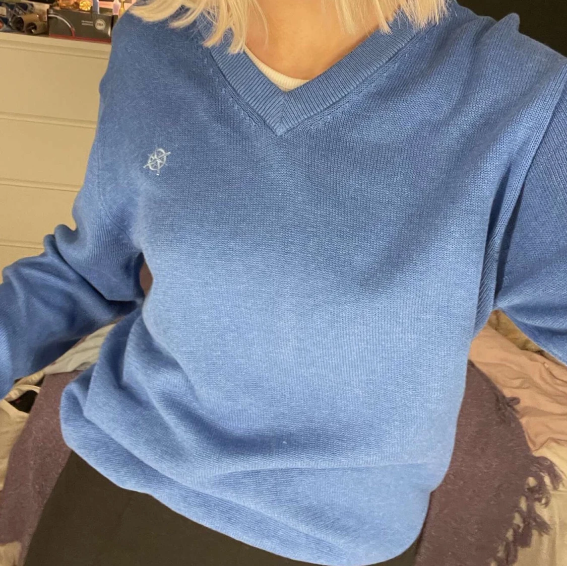 Blå tröja  - 91