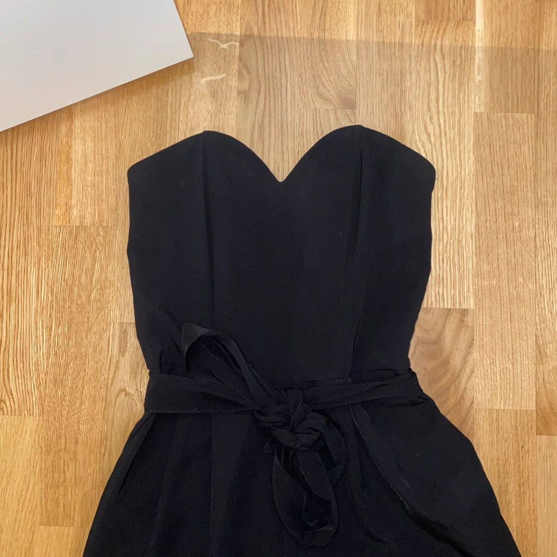 Svart byxdress från H&M - 90