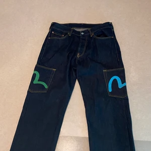Evisu jeans - Evisu jeans multipocket size 34. Köpare står för frakt