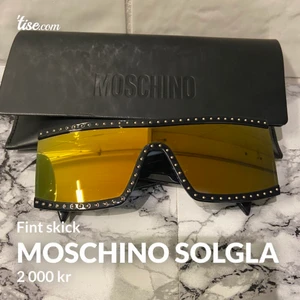 Moschino solglasögon  - Fint skick! Fraktas med spårbart 66kr 