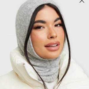 Balaclava  - Helt oanvänd! Supermjuk och skön, men kommer tyvärr inte till användning för mig