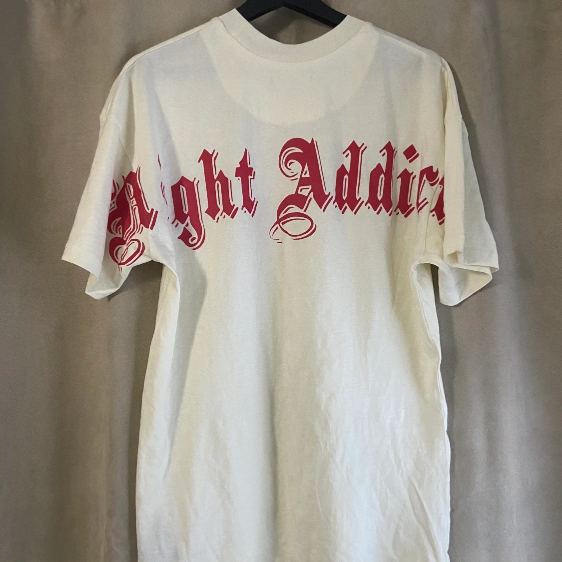 Night addict tee, använd fåtal gånger