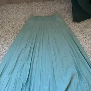 En snygg kjol som inte kommit till användning 