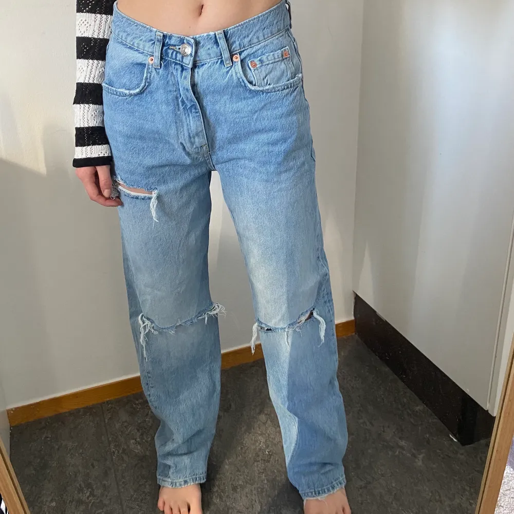 Snygga baggy jeans från Gina. Jeans & Byxor.