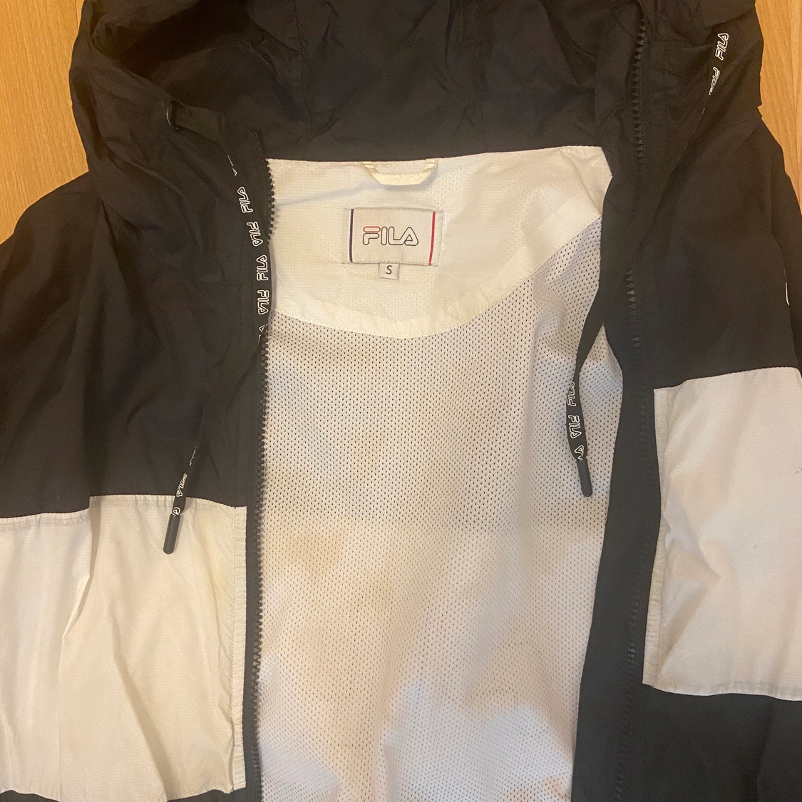 Fila vindjacka  - 91