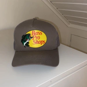 Bass PRO shops keps - Säljer en BASS PRO SHOP KEPS SOM JAG KÖPTE I USA 