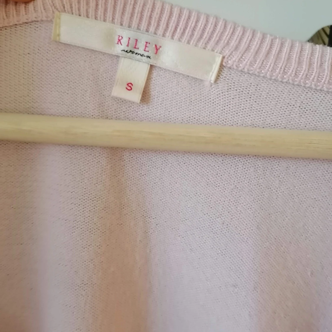 Ljusrosa tröja - 91