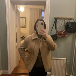 Cos jacka - Superfin vårjacka från cos, storlek 36