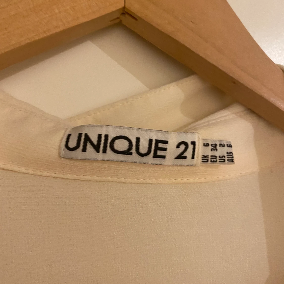 KLÄNNING/TUNNIKA - 91