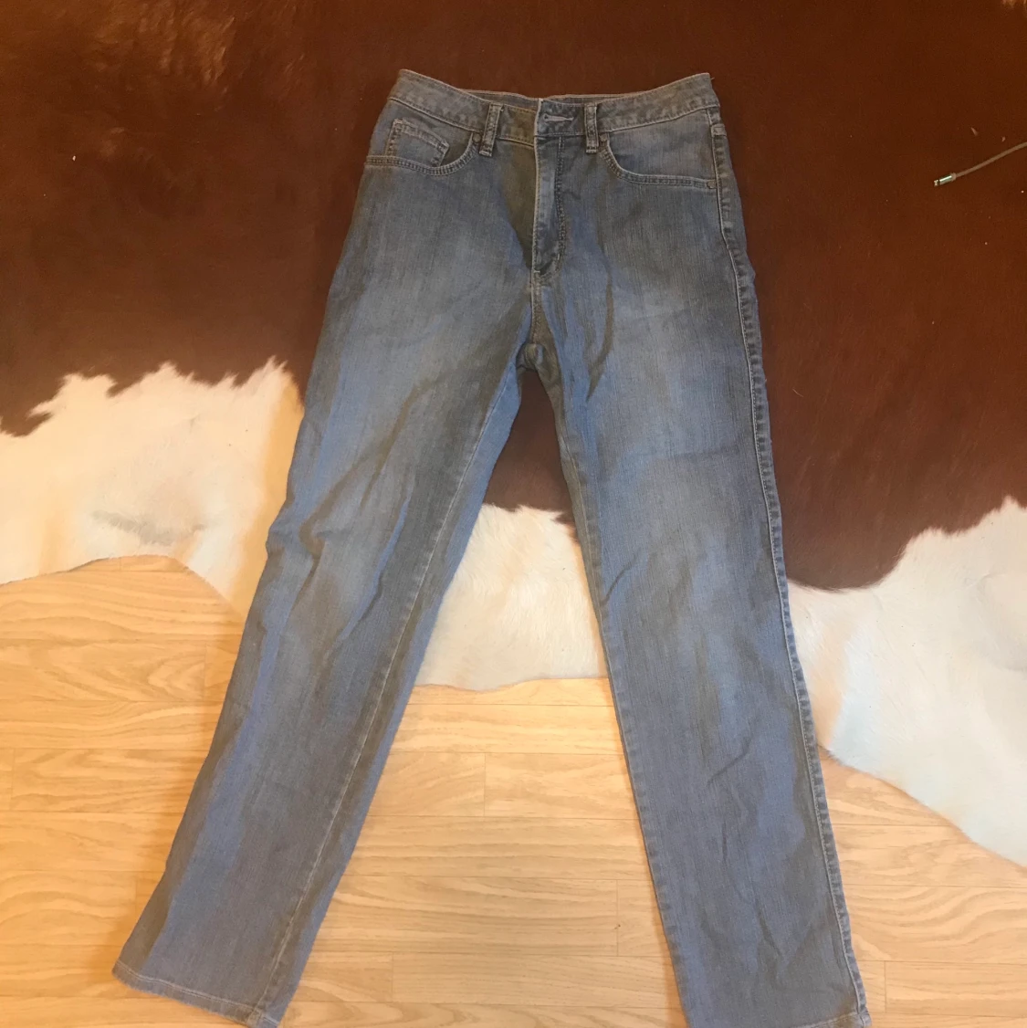 Snygga y2k jeans strl 38 - 91