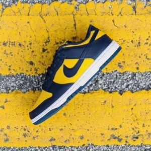 Nike Dunk Low Michigan  - Nike Dunk Low Michigan   Tillgängliga storlekar⬇️  • EU43  • Pris: 1999kr   • Skriv till oss i dm om din storlek saknas   • Vi nås genom dm för eventuella frågor eller funderingar!  #erisneakers 