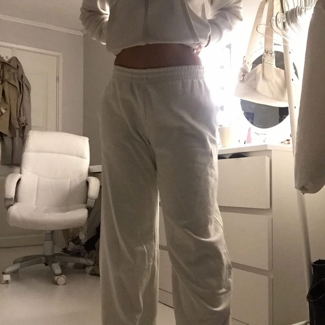 Weekday vita mjukisar - 90