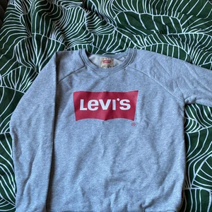 LEVIS tröja  - Oanvänd Levis tröja, bra skick