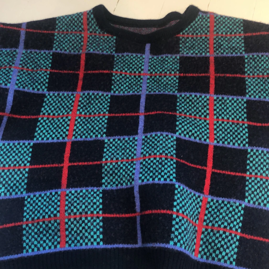 80 tals insperad tröja