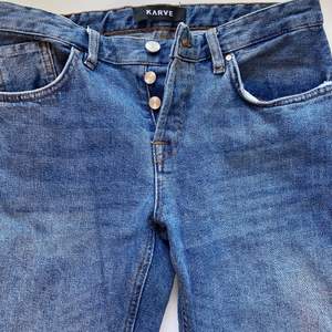 Mom jeans från Karve - strolek S - fint skick - mellanblåa