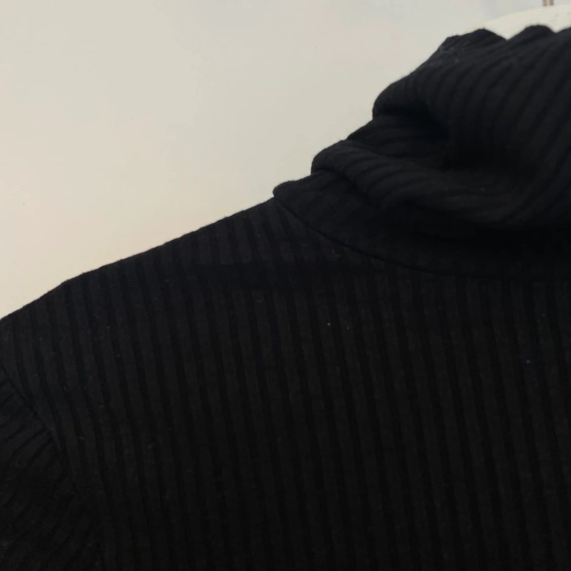 Svart polotröja - 90