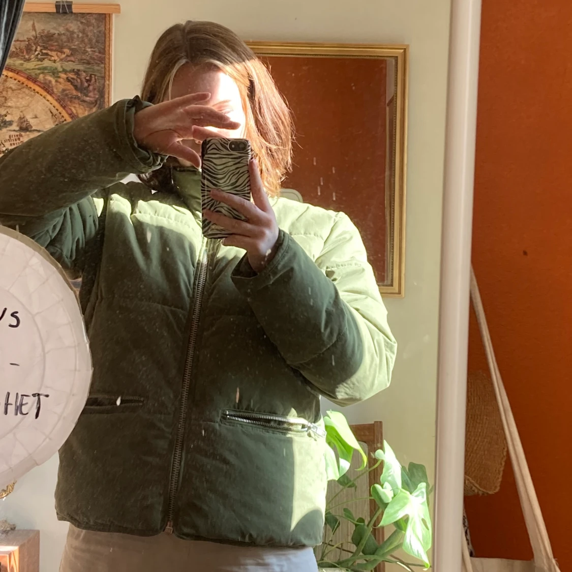 Olivgrön pufferjacka - 90