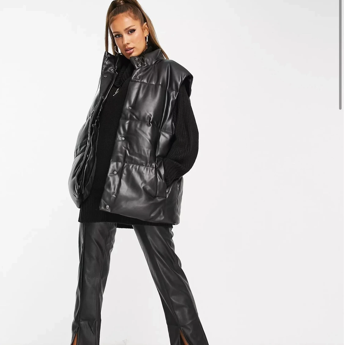 Väst i läderimitation  - 90