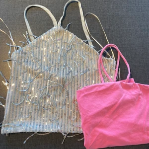 Två fina toppar från Gina  - Den silvriga är helt oanvänd och kostade 299;- ny från Gina.