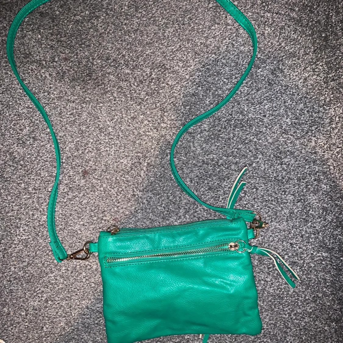Såå söt grön väska💕💕 - 90