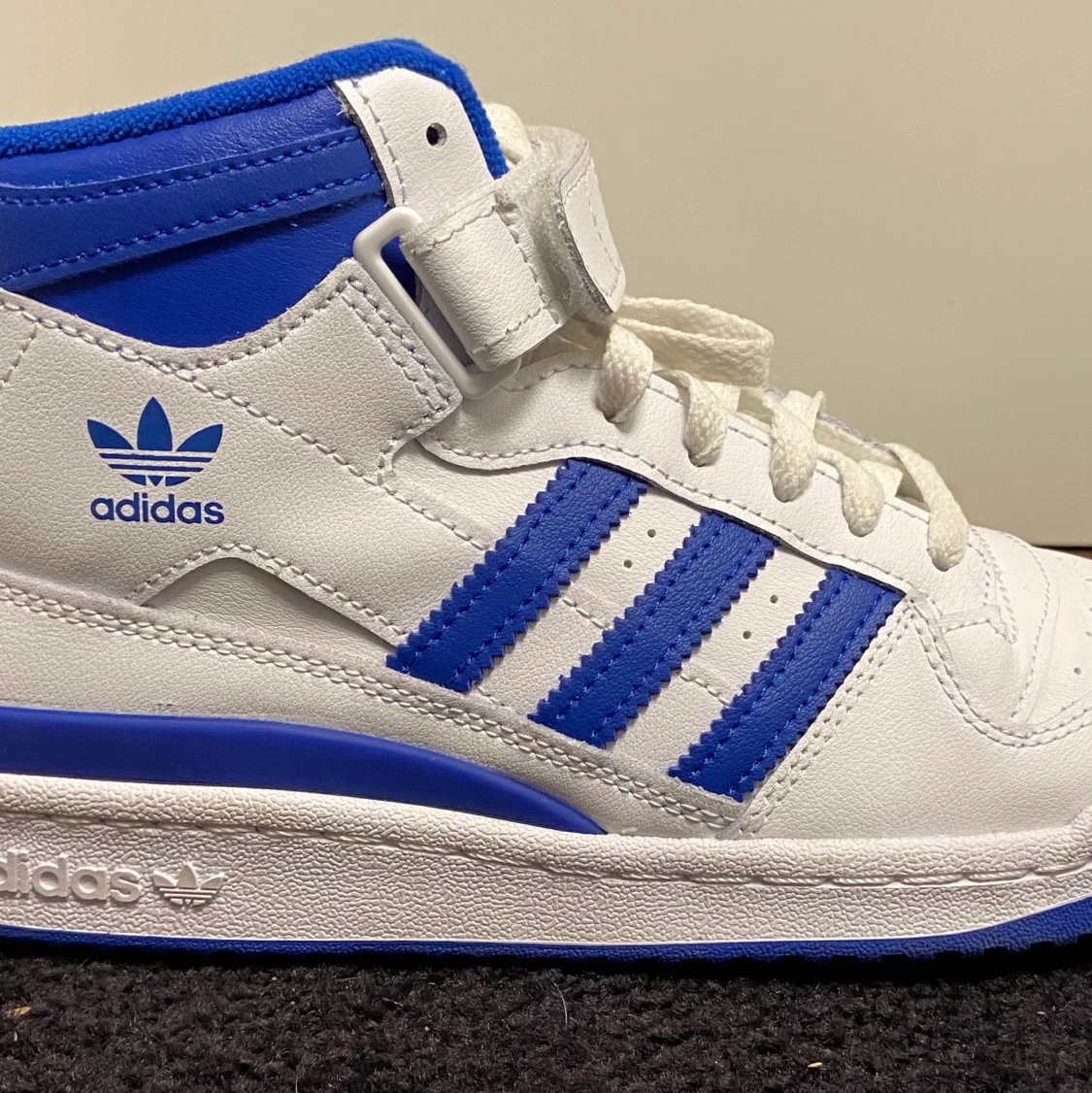 Adidas forum mid  - 90