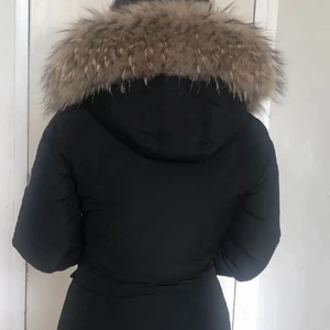 Rock and blue polar mid - Jätte fint skick storlek 32 stor i storleken passar perfekt på S