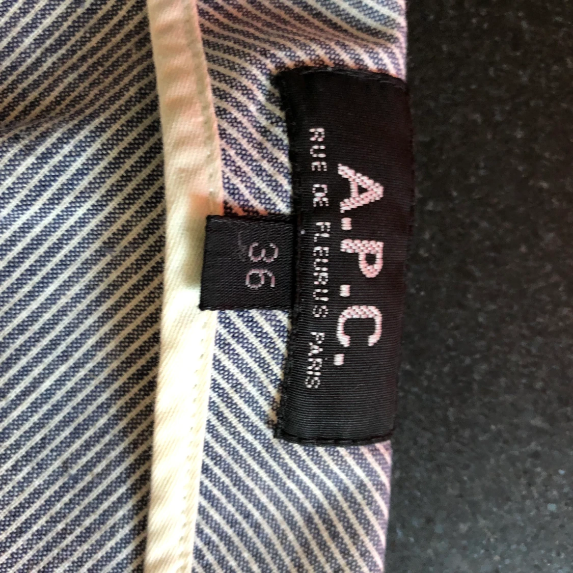 Knälång A.P.C kjol - 91