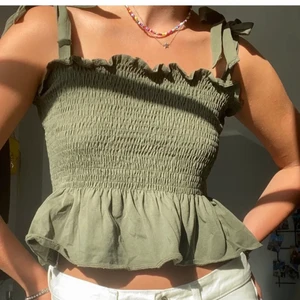 Hm linne - Säljer mitt linne från hm! Använt 1 gång 🌺💕