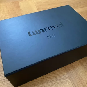 TANRAVEL PRO - Säljer nu min näst intill helt oanvända tanravel PRO  ( testad 1 gång). Allt i kitet ingår ( spraytanmaskin, färg + laddare). Nytt pris: 1299kr, mitt pris: 849kr pris kan ändras vid snabb affär 