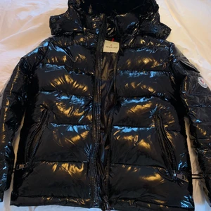 Moncler Maya jacka storlek S (1) - Endast testad!!