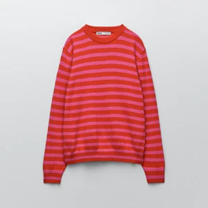 Trendig tröja - Supertrendig och fin, randig tröja från Zara. Aldrig använd och har lapparna kvar.❤️👚🌹🌸🍒💕