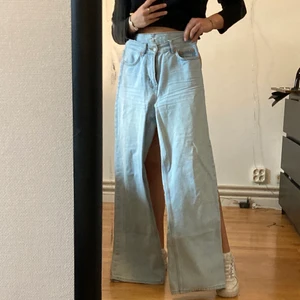 Jeans - Vuxit ur dessa jeans från junkyard dock super snygga och passar till ALLT💗💓💞💕