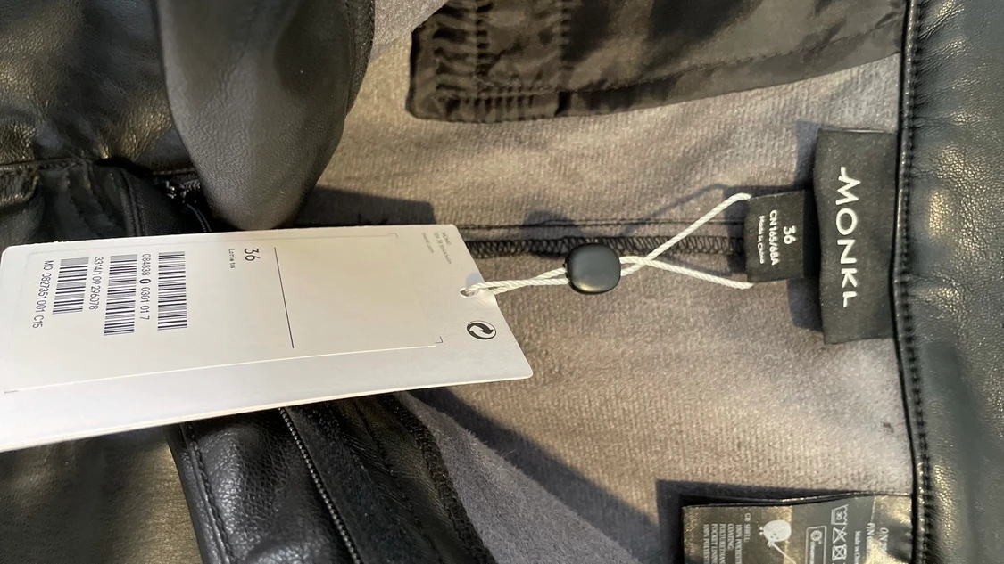 Vida trekvartsbyxor i läderimitation - 90