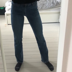 Bootcut jeans - Fina bootcut jeans från ellos! Köparen står för frakten❤️