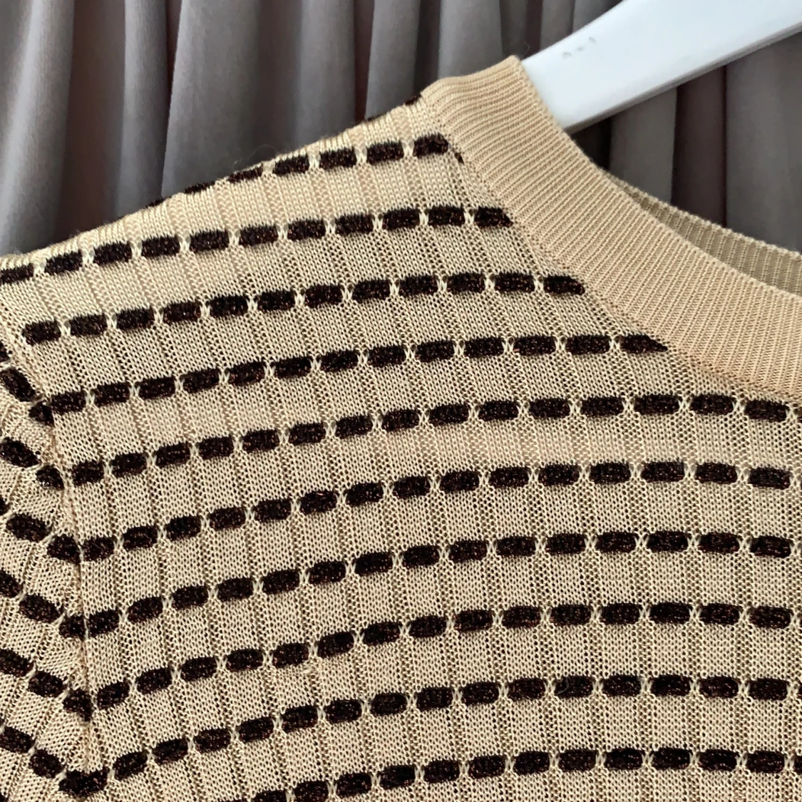 Trendig ZARA tröja - 90