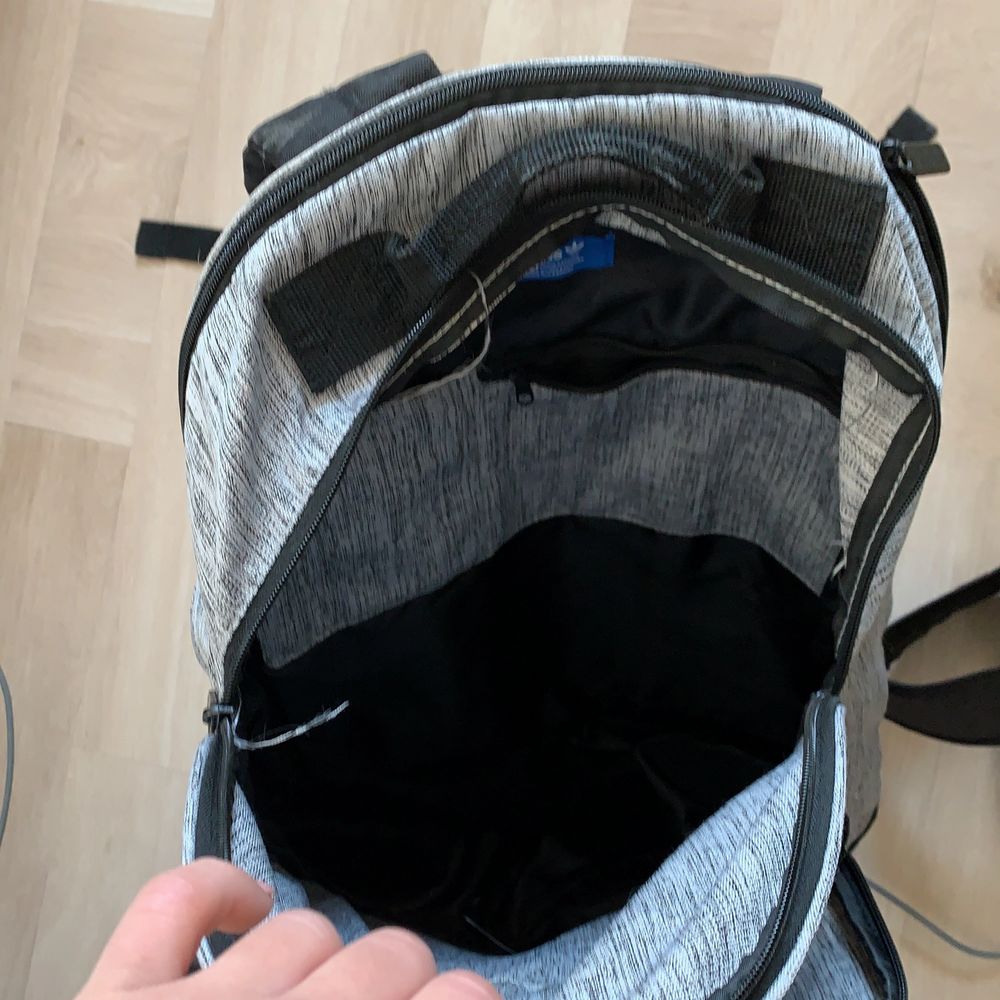 Adidas ryggsäck - Väskor | Plick Second Hand