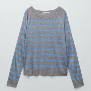 Säljer igen då köparen inte svarade! - Randig zara tröja