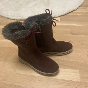 Tamaris goretex - Stövlarna är sparsamt använda och i gott skick.