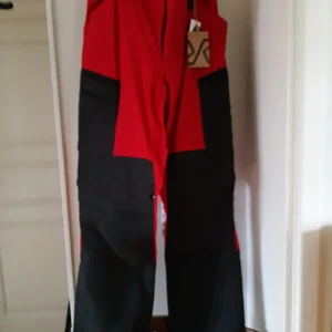 Revolutionrace zip-off 2xl/56 - Nya